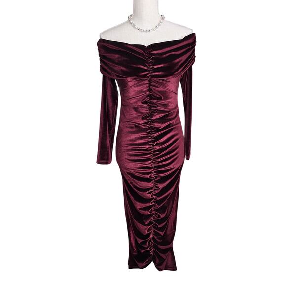 Miss Circle New Red Velvet Ruche Off shoulder Dress Maxi Dress Sz Small - Picture 1 of 9